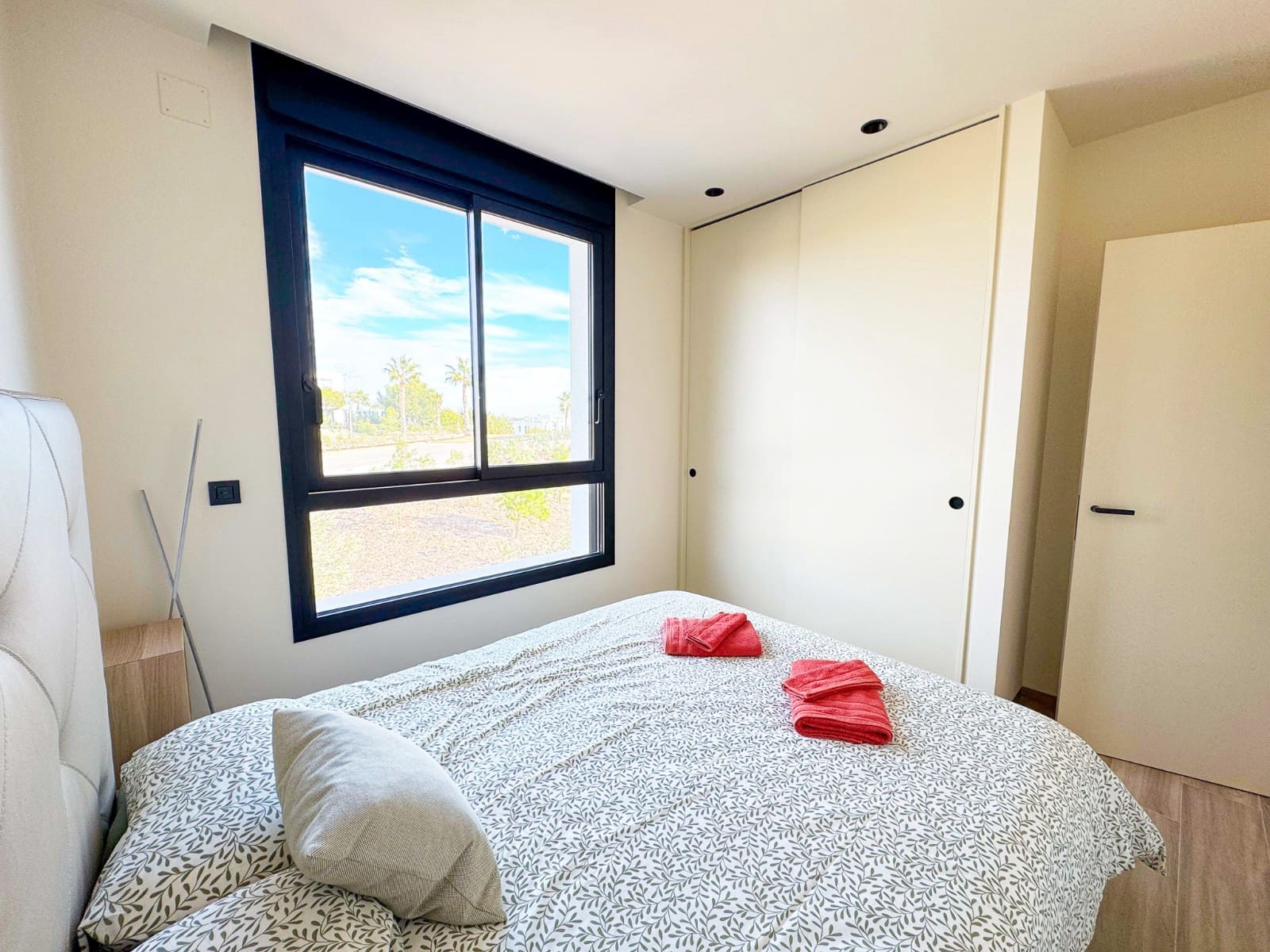 2 soverom Leilighet til salgs i Las Colinas Golf med svømmebasseng - € 459 000 (Ref: 9535615)