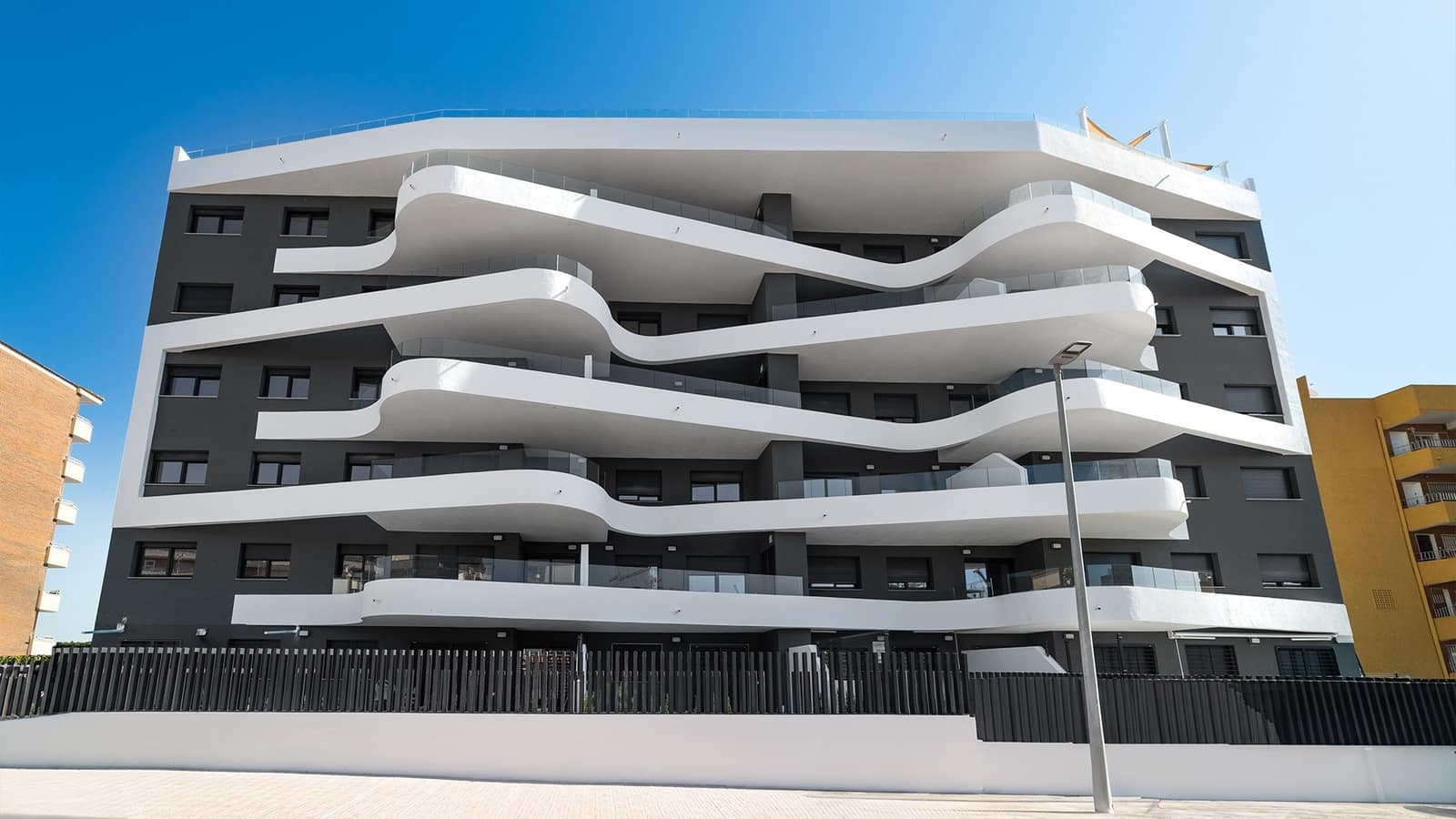 3 soverom Leilighet til salgs i Orihuela Costa med svømmebasseng garasje - € 412 000 (Ref: 9588472)