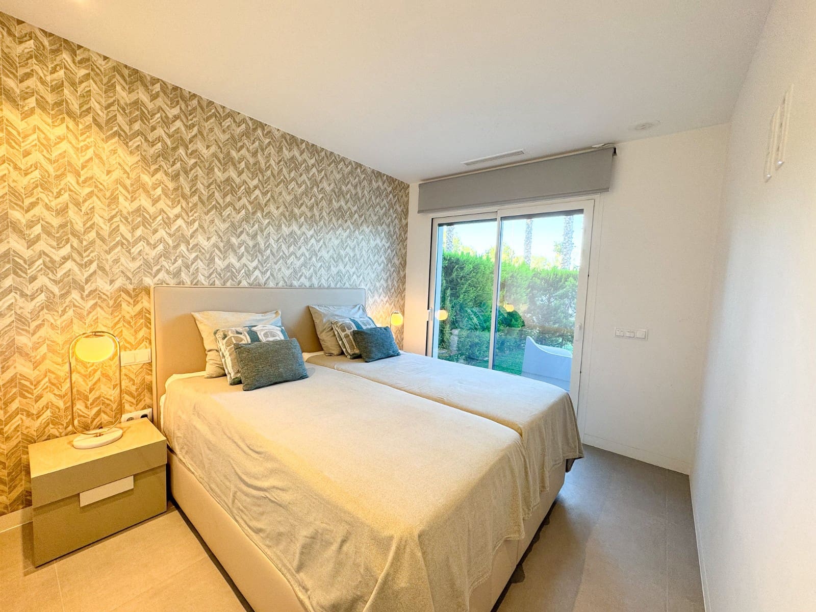 2 sovrum Lägenhet till salu i Las Colinas Golf med pool - 415 000 € (Ref: 9627330)