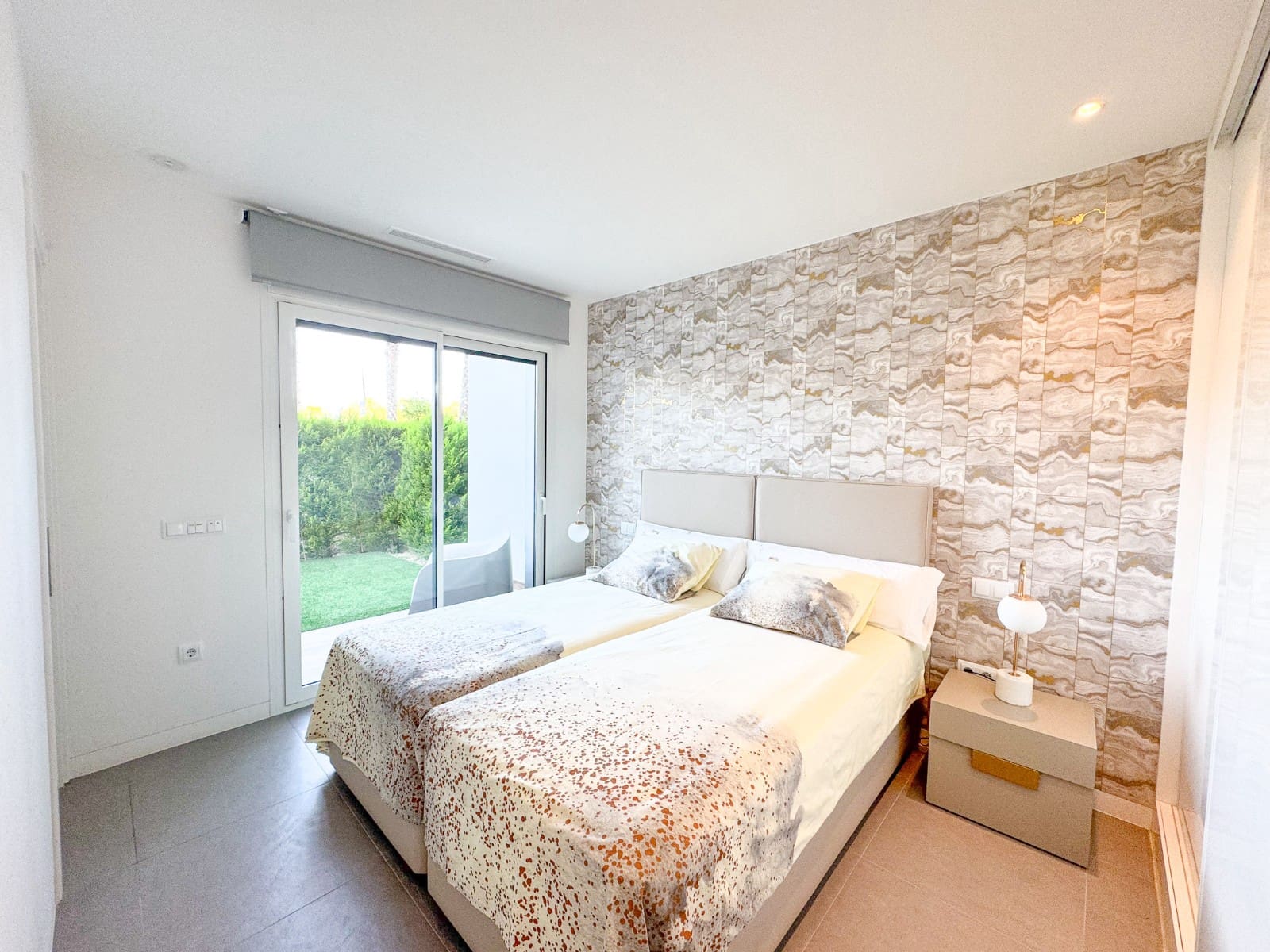 2 sovrum Lägenhet till salu i Las Colinas Golf med pool - 415 000 € (Ref: 9627330)