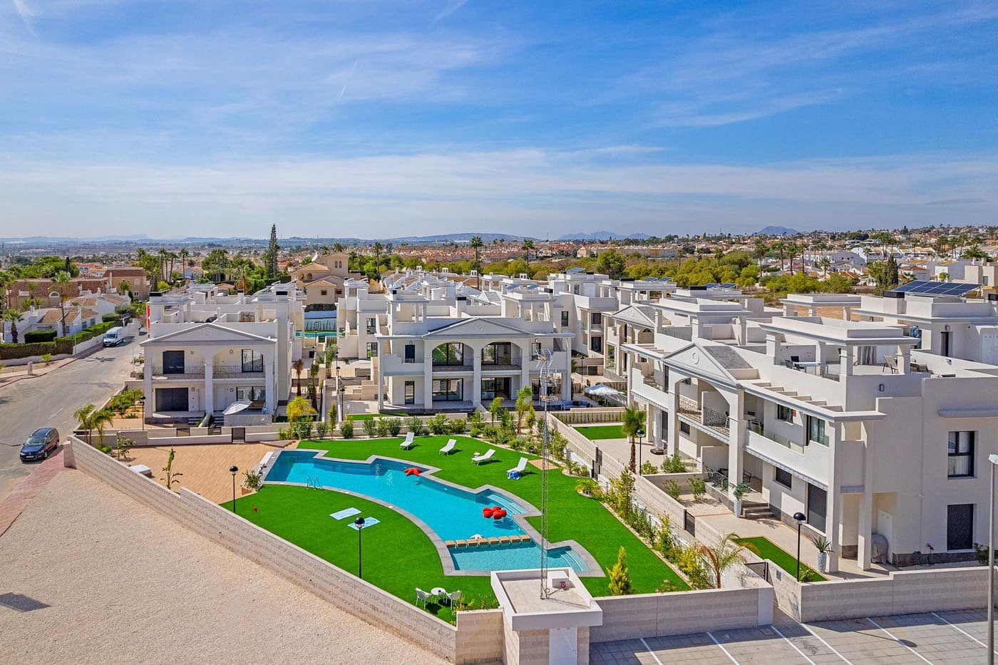 3 soveværelse Lejlighed til salg i Ciudad Quesada med swimmingpool - € 380.540 (Ref: 9656966)