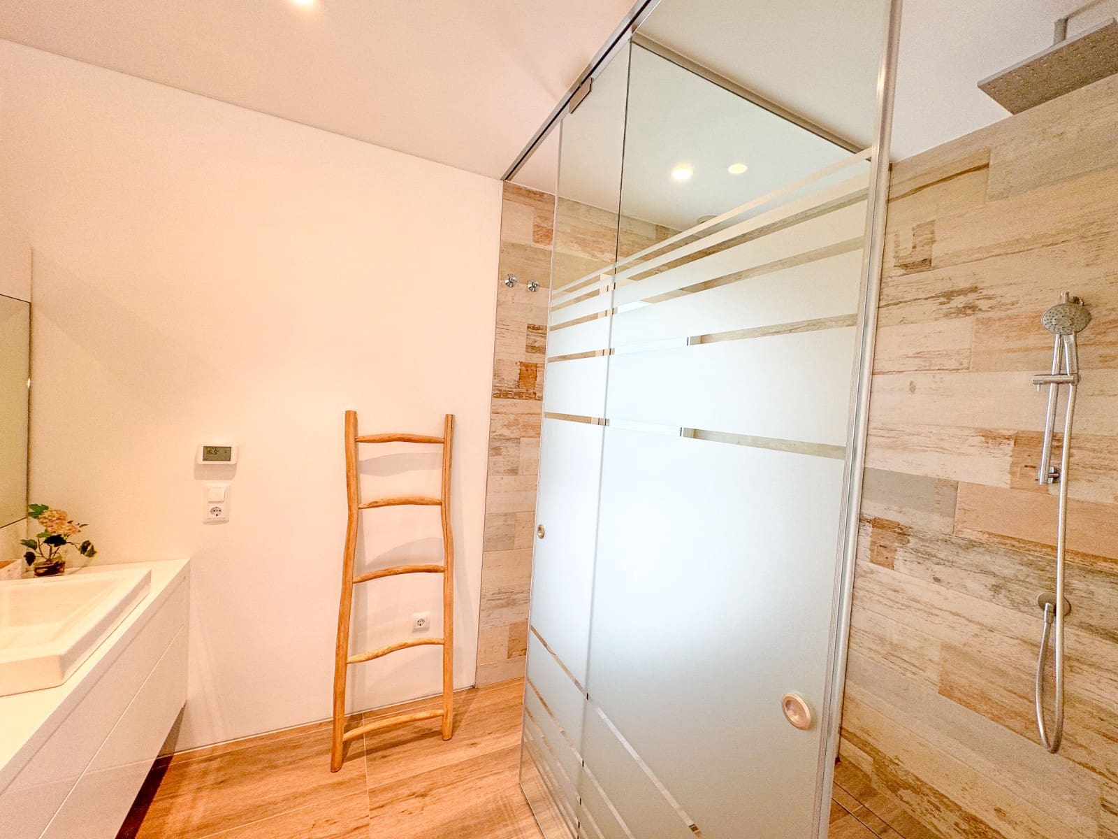 3 makuuhuone Huoneisto myytävänä paikassa Las Colinas Golf mukana uima-altaan - 495 000 € (Ref: 9701400)