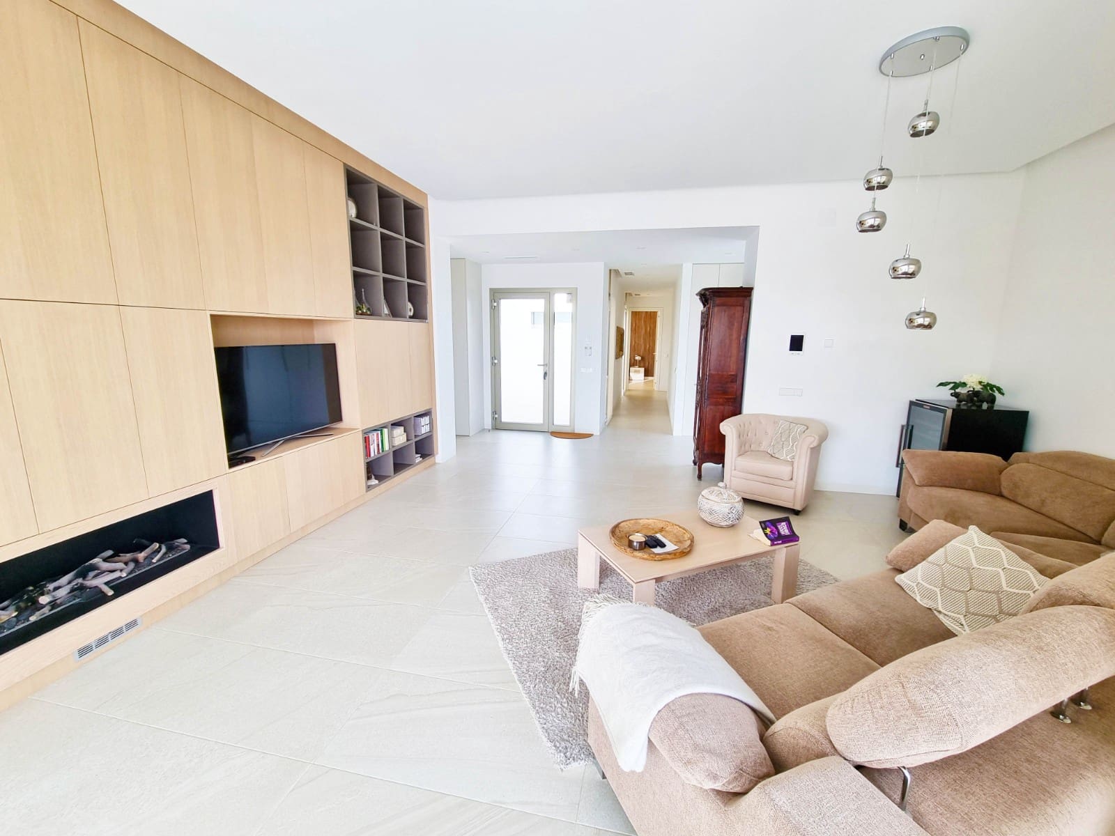 3 soveværelse Villa til salg i Las Colinas Golf med swimmingpool - € 1.390.000 (Ref: 9784110)