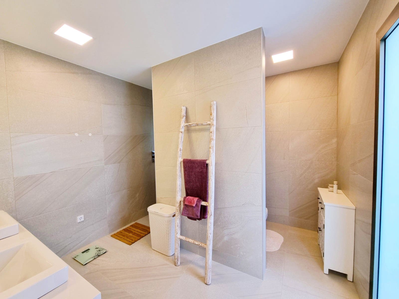 3 soveværelse Villa til salg i Las Colinas Golf med swimmingpool - € 1.390.000 (Ref: 9784110)