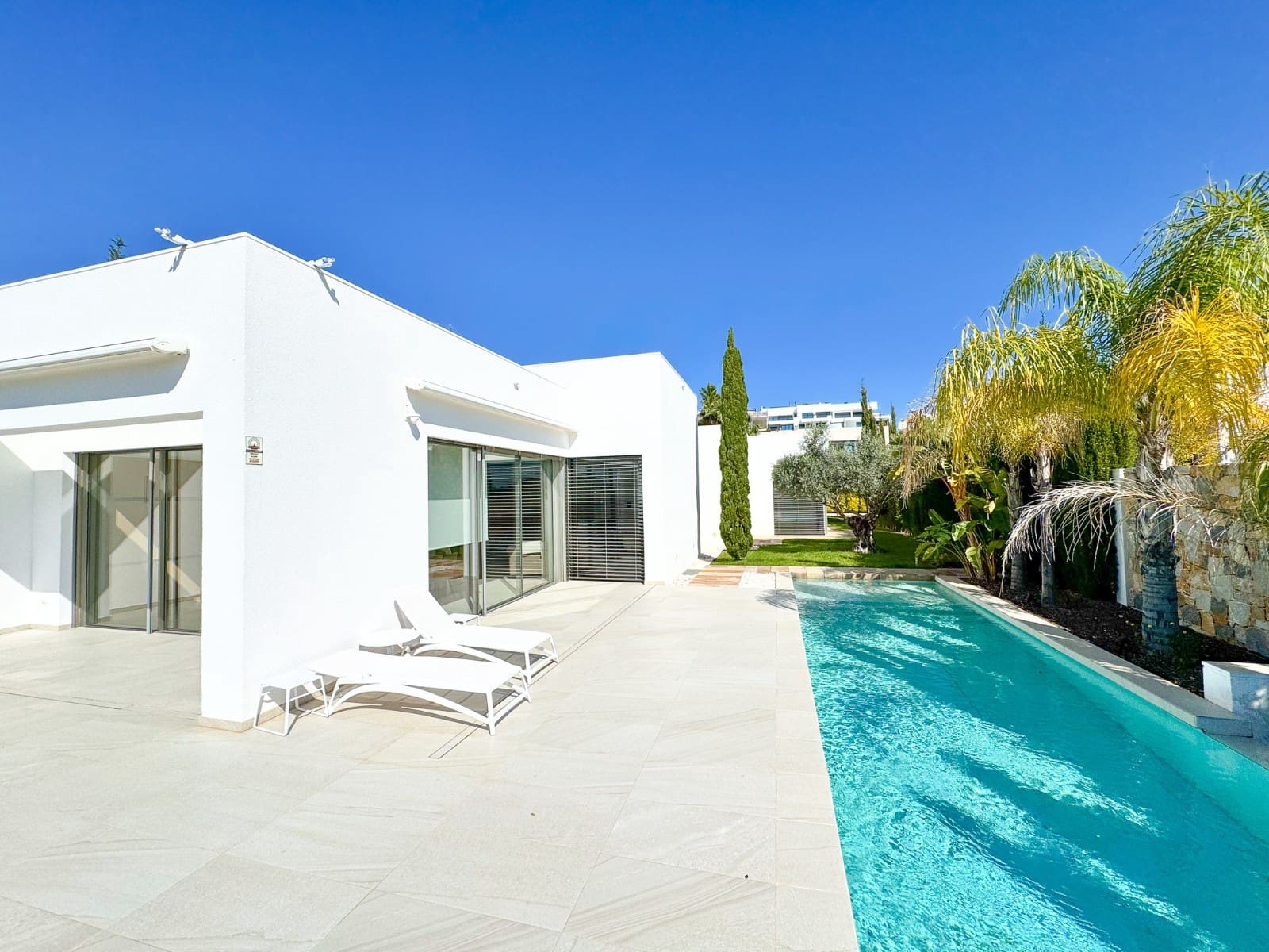 3 soveværelse Villa til salg i Las Colinas Golf med swimmingpool - € 1.390.000 (Ref: 9784110)