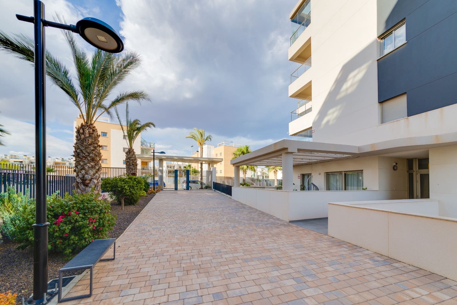 3 soverom Leilighet til salgs i Los Dolses med svømmebasseng garasje - € 299 000 (Ref: 9802951)