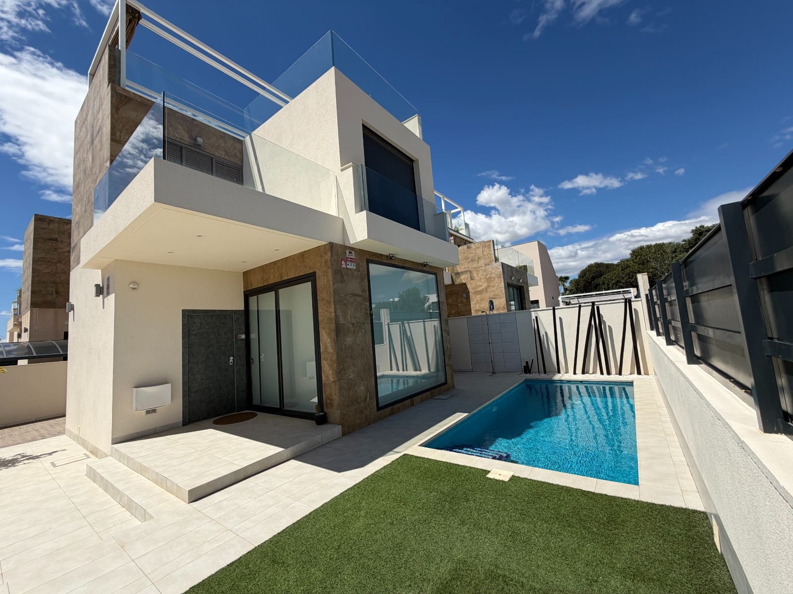 3 chambre Villa/Maison à vendre à Ciudad Quesada avec piscine - 399 900 € (Ref: 9802952)