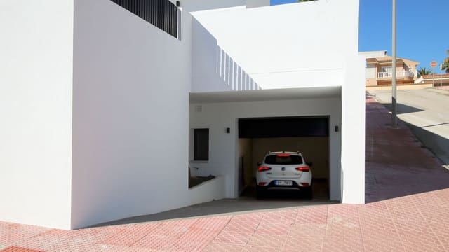 4 soveværelse Villa til salg i Ciudad Quesada, Rojales med swimmingpool garage - € 788.750 (Ref: 9810395)