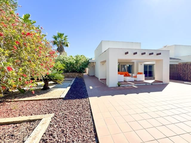 3 soverom Villa til salgs i Las Colinas Golf, Orihuela med svømmebasseng - € 479 000 (Ref: 9840866)