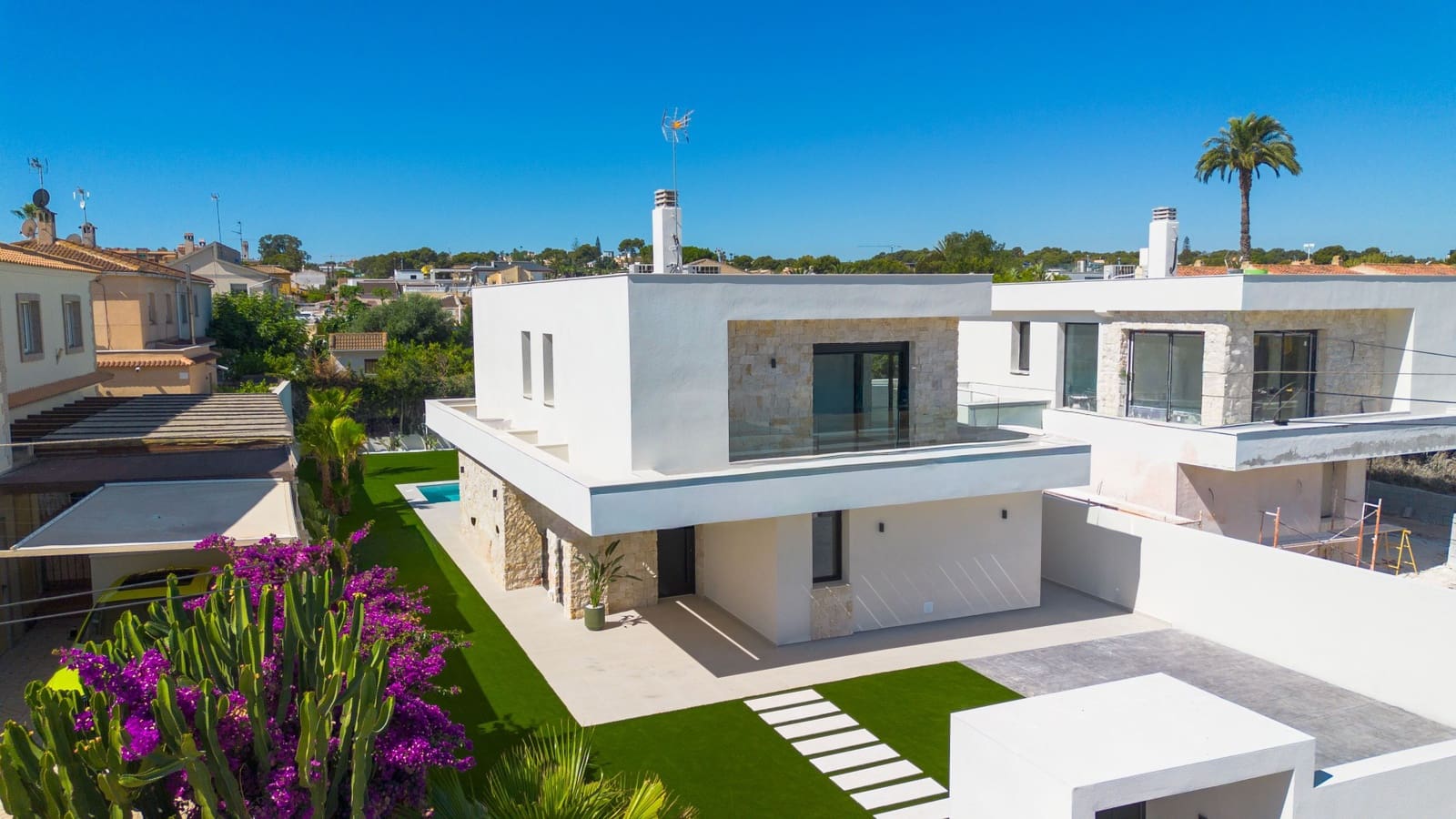 4 chambre Villa/Maison à vendre à Los Balcones avec piscine garage - 850 000 € (Ref: 9921478)
