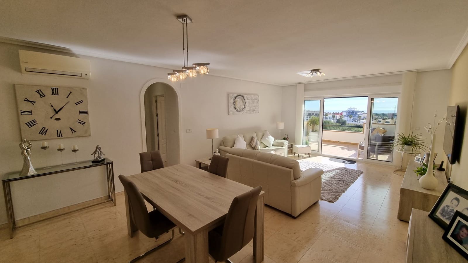 2 slaapkamer Penthouse te koop in Campoamor met zwembad garage - € 395.000 (Ref: 9936846)