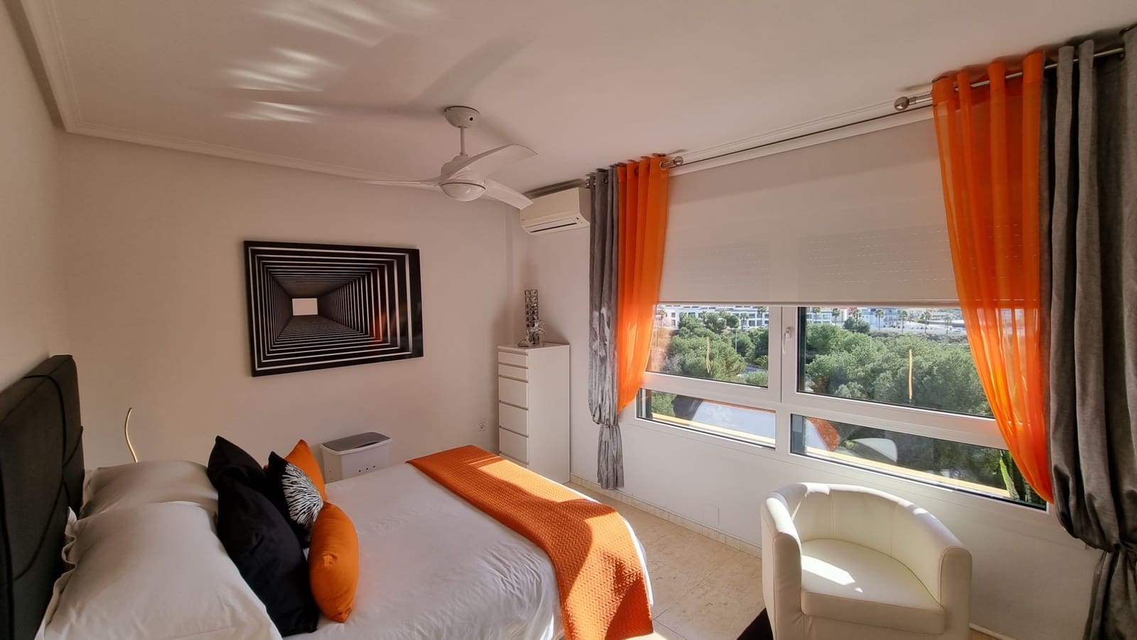 2 slaapkamer Penthouse te koop in Campoamor met zwembad garage - € 395.000 (Ref: 9936846)