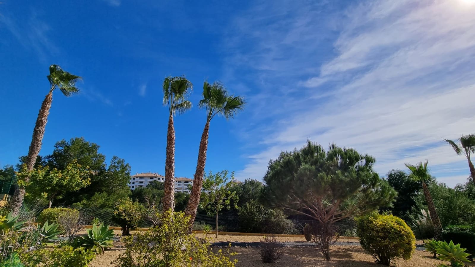 2 slaapkamer Penthouse te koop in Campoamor met zwembad garage - € 395.000 (Ref: 9936846)