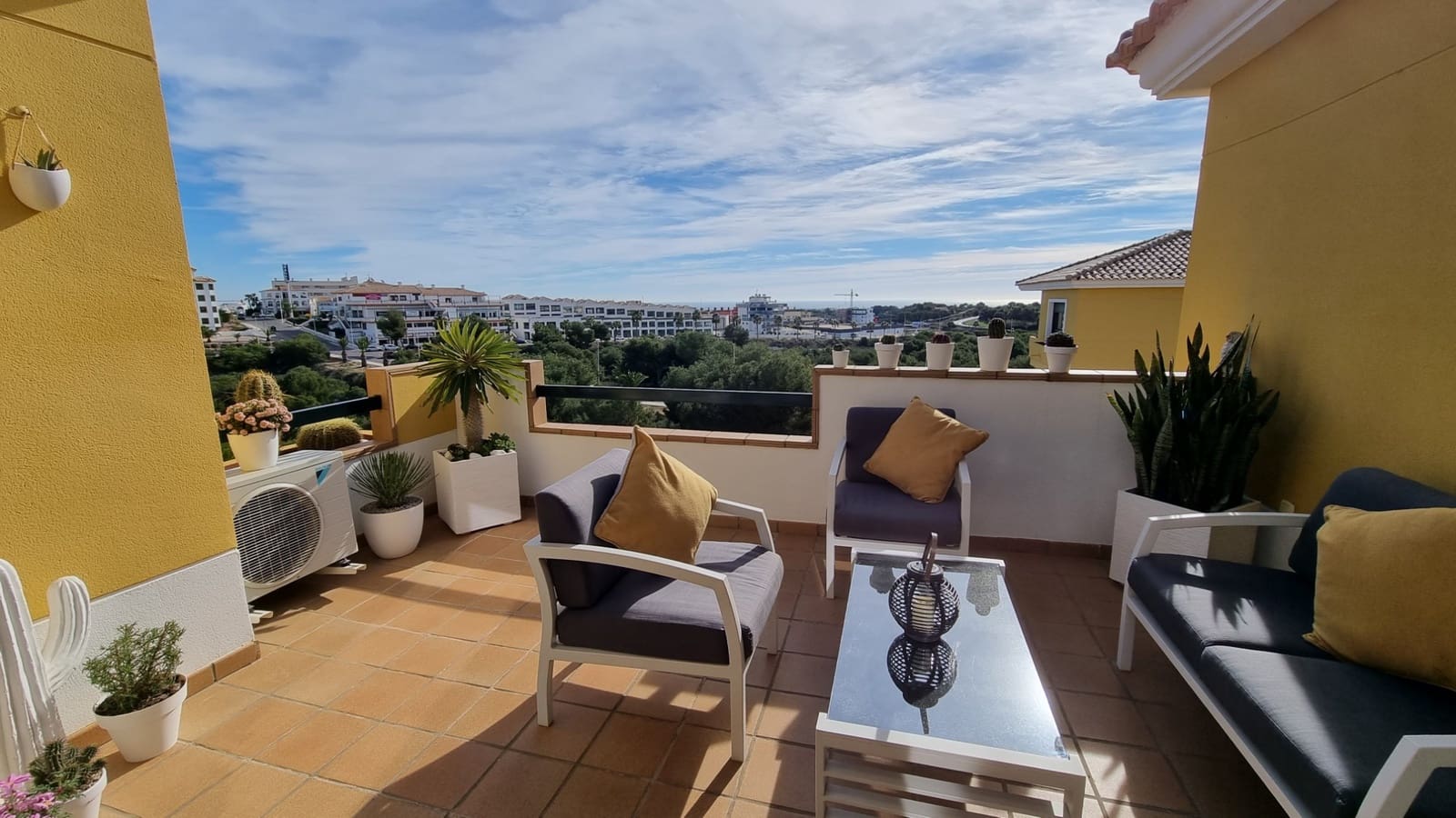 2 slaapkamer Penthouse te koop in Campoamor met zwembad garage - € 395.000 (Ref: 9936846)