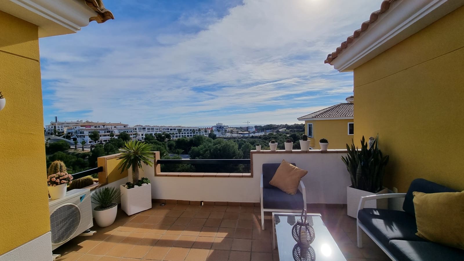 2 slaapkamer Penthouse te koop in Campoamor met zwembad garage - € 395.000 (Ref: 9936846)