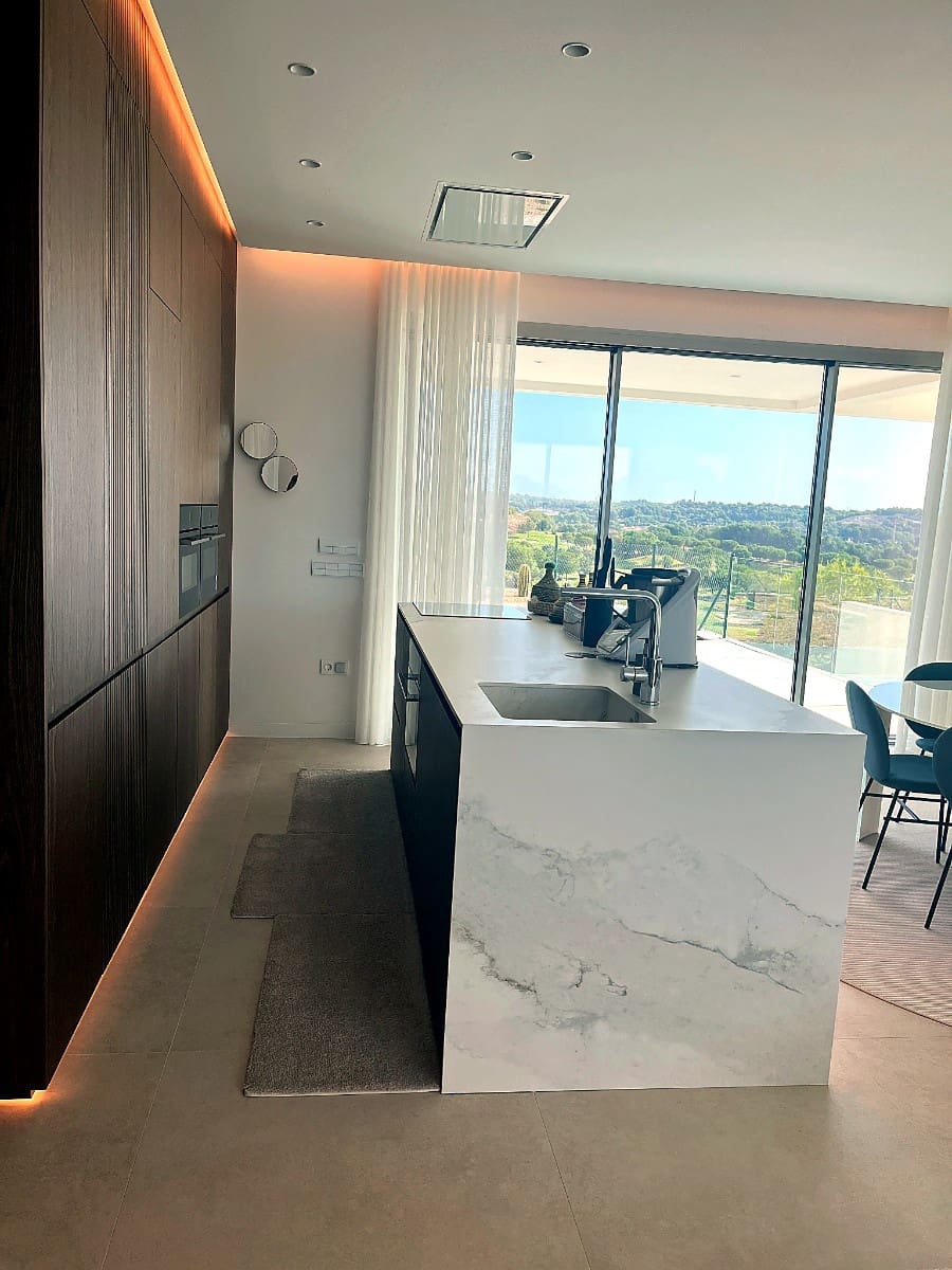 3 soveværelse Lejlighed til salg i Las Colinas Golf med swimmingpool garage - € 1.175.000 (Ref: 9978432)