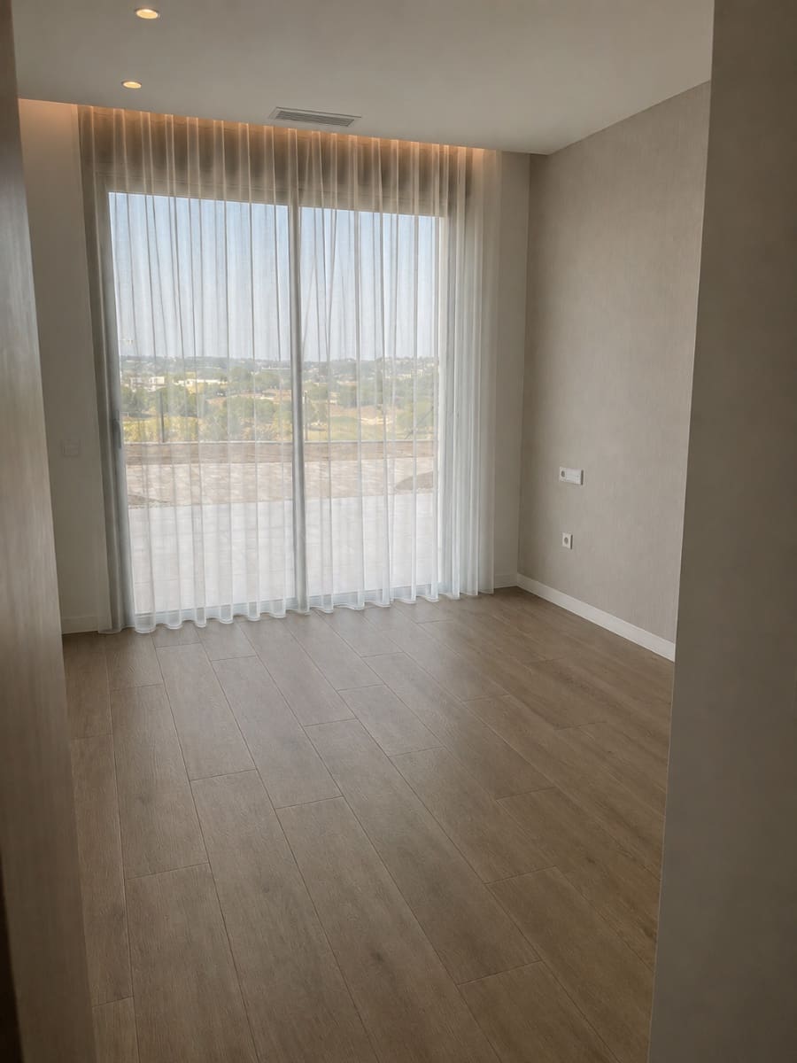 3 soveværelse Lejlighed til salg i Las Colinas Golf med swimmingpool garage - € 1.175.000 (Ref: 9978432)