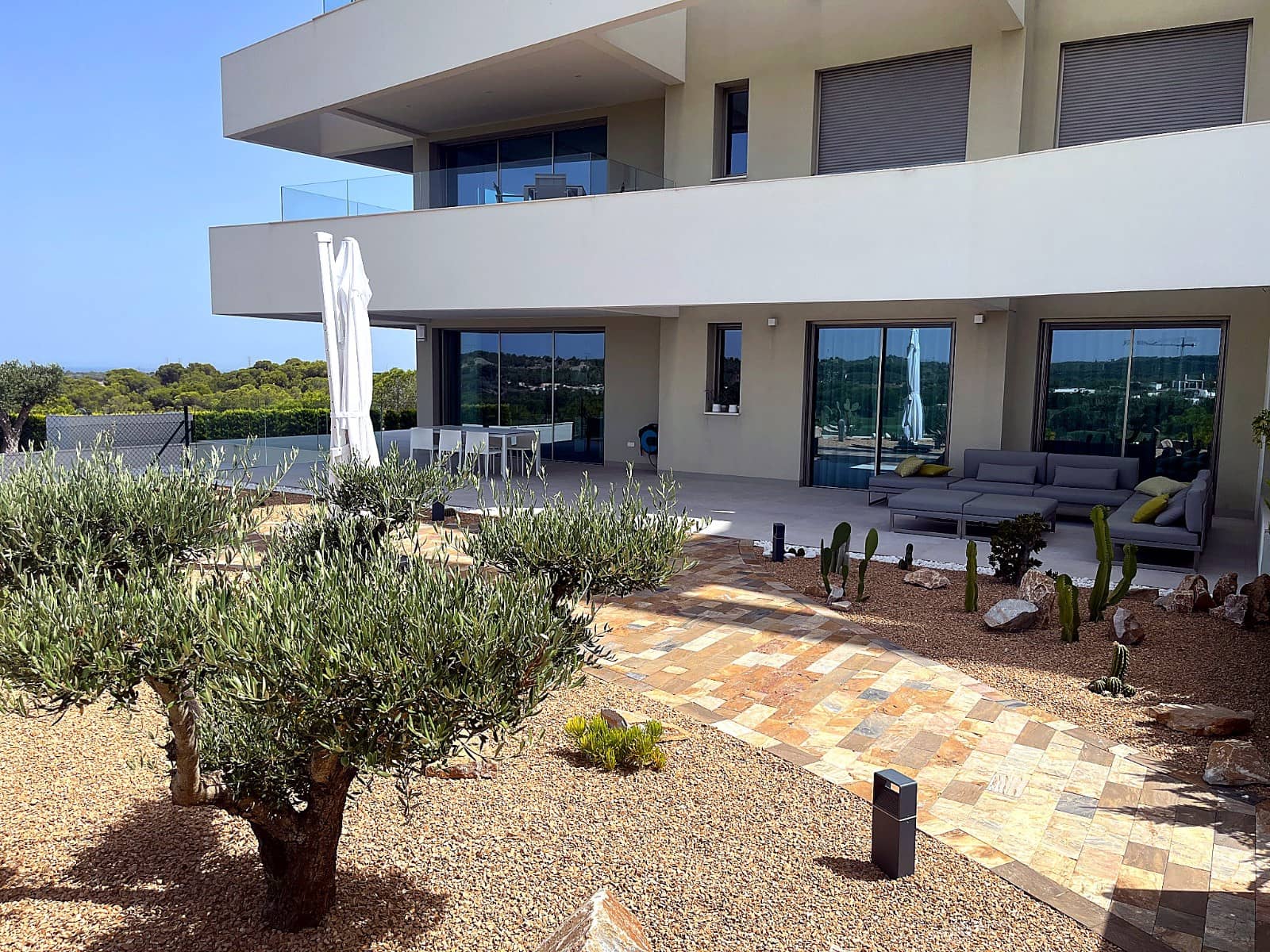 3 soveværelse Lejlighed til salg i Las Colinas Golf med swimmingpool garage - € 1.175.000 (Ref: 9978432)