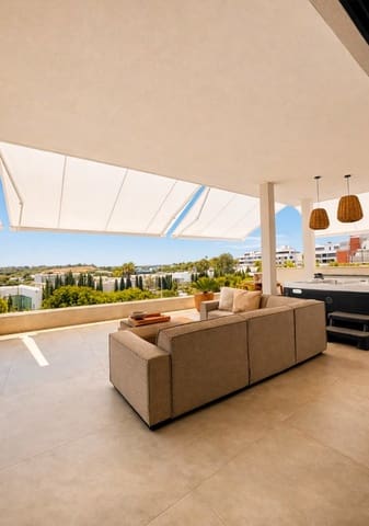 Apartamento de 3 habitaciones en Las Colinas Golf, Orihuela en venta con piscina garaje - 819.000 € (Ref: 9986485)