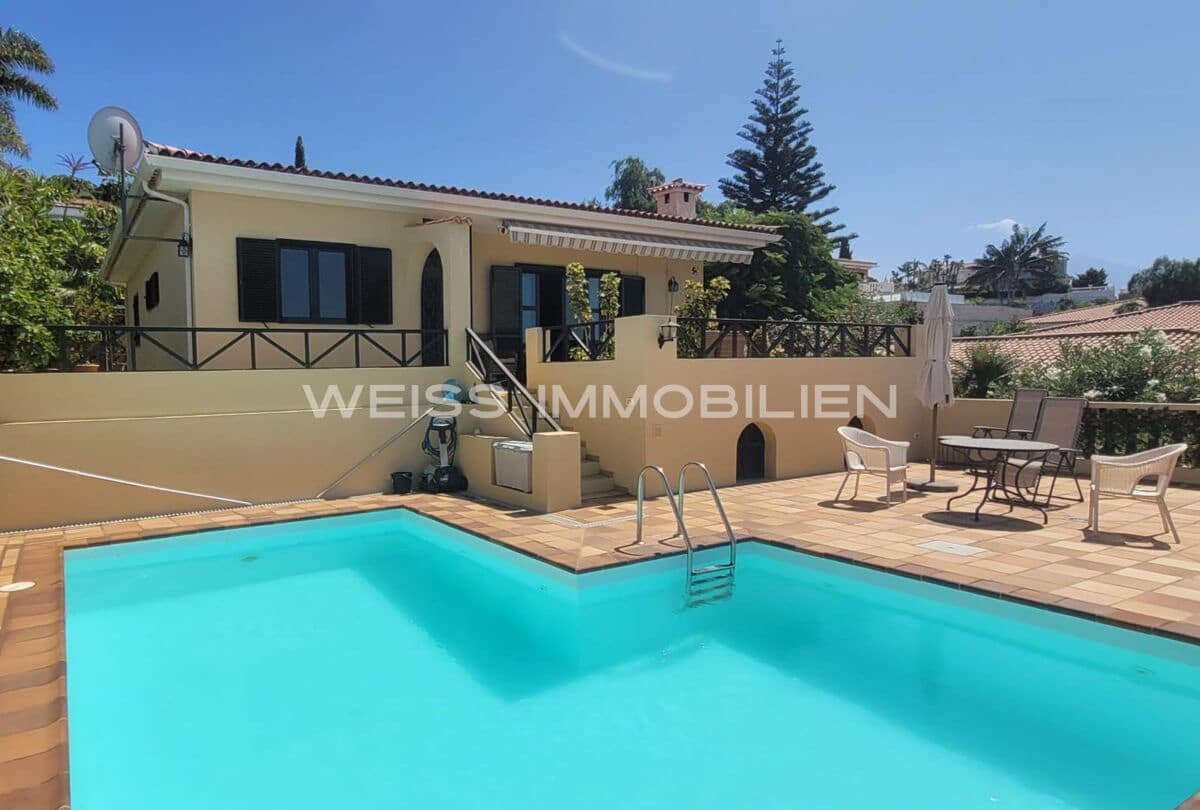 3 Zimmer Haus zu verkaufen in El Sauzal mit Pool Garage - 695.000 € (Ref: 10077058)