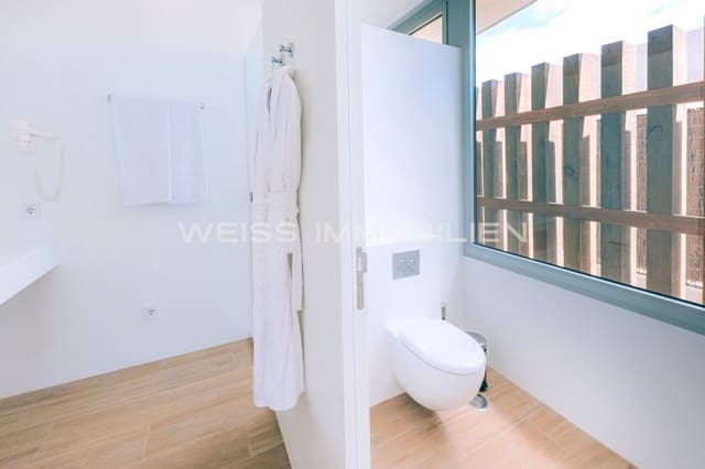 Chalet de 3 habitaciones en Guía de Isora en venta con piscina garaje - 2.100.000 € (Ref: 6049770)