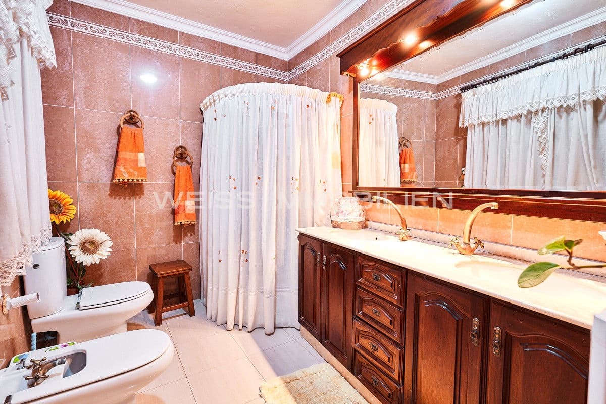 12 soveværelse Byhus til salg i Icod de los Vinos - € 1.100.000 (Ref: 6433684)