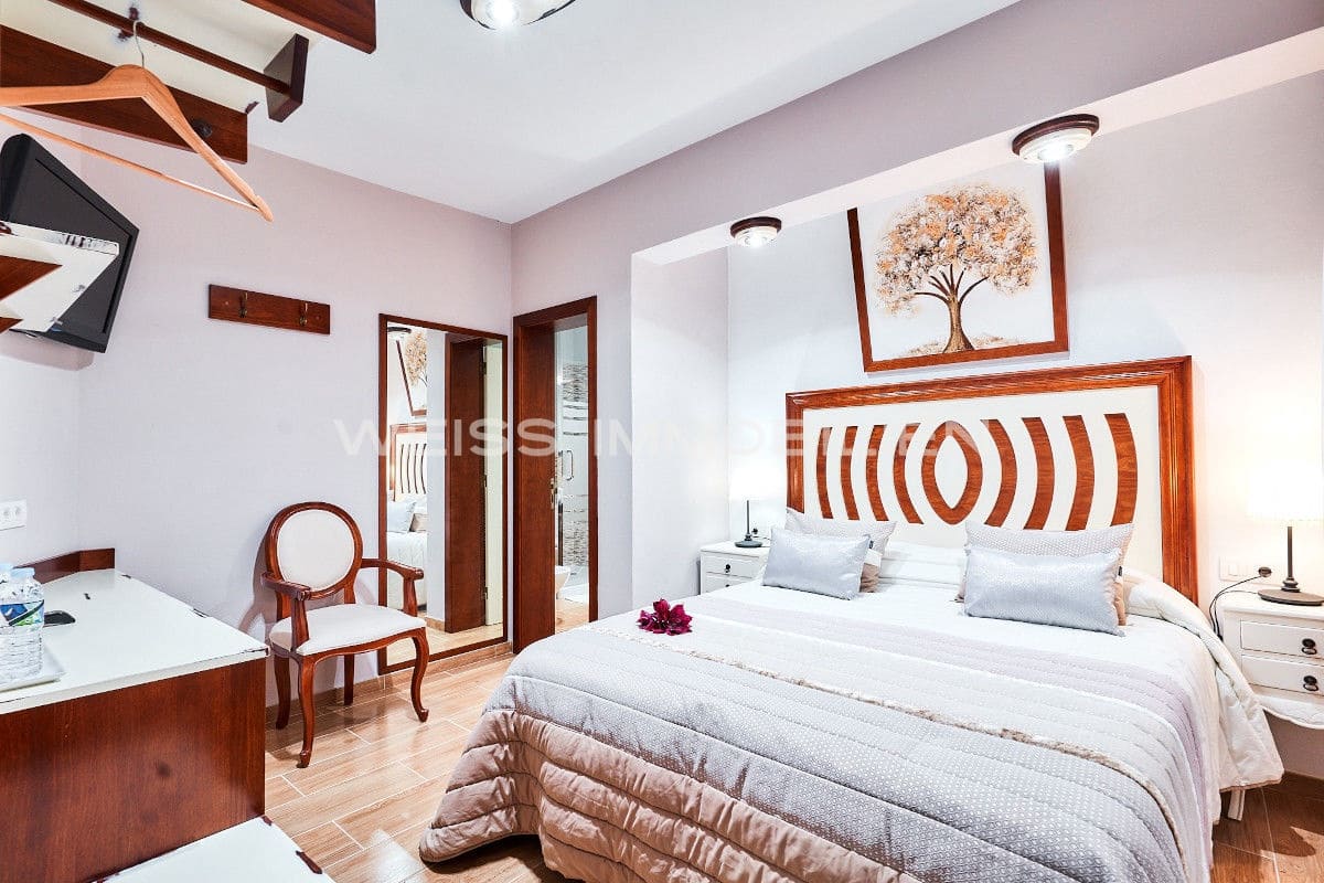 12 soveværelse Byhus til salg i Icod de los Vinos - € 1.100.000 (Ref: 6433684)