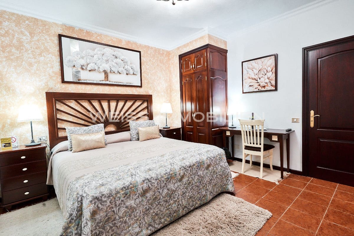 12 soveværelse Byhus til salg i Icod de los Vinos - € 1.100.000 (Ref: 6433684)