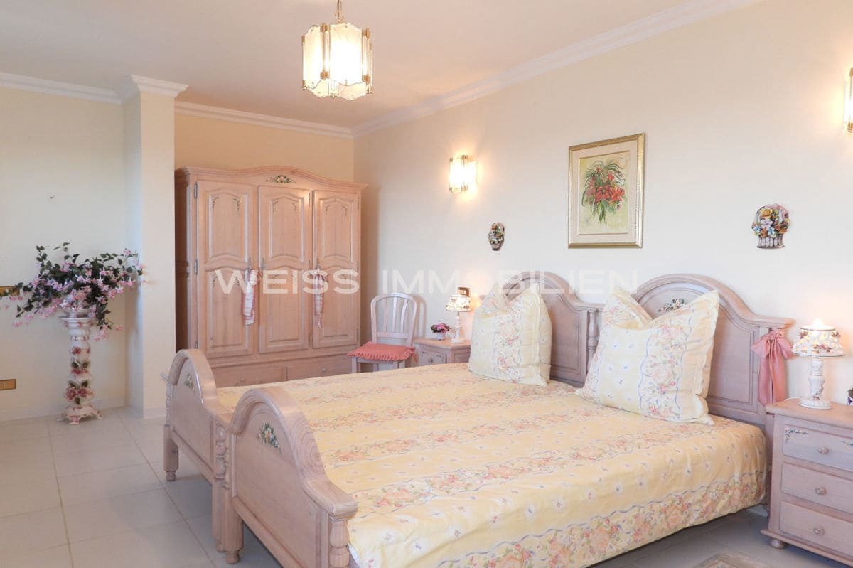 3 soveværelse Villa til salg i Los Realejos med swimmingpool garage - € 2.500.000 (Ref: 7296518)