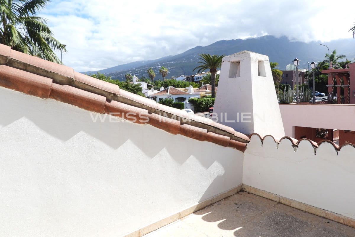 5 slaapkamer Huis te koop in Puerto de la Cruz met garage - € 800.000 (Ref: 7986484)