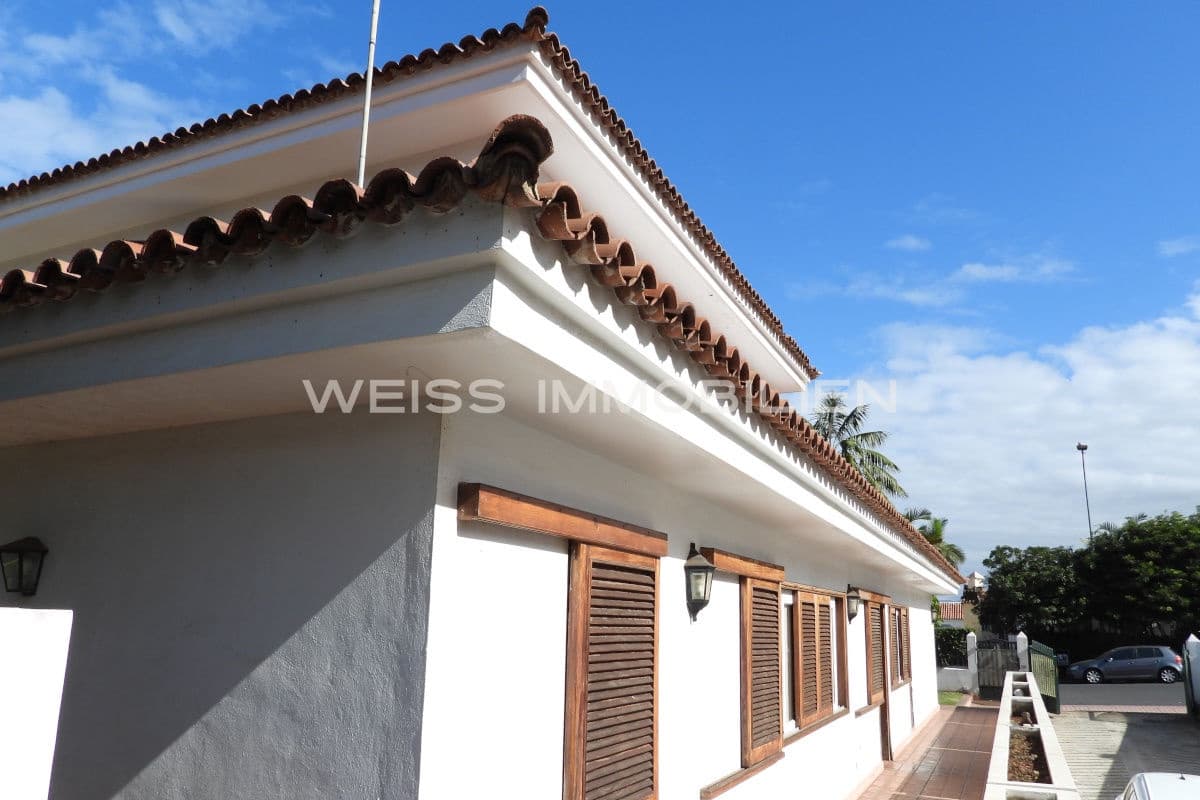 5 slaapkamer Huis te koop in Puerto de la Cruz met garage - € 800.000 (Ref: 7986484)
