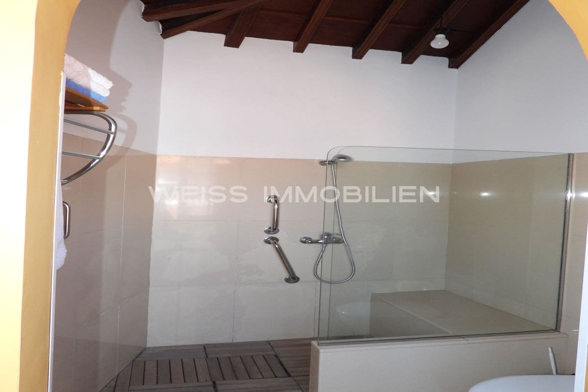 8 soverom Hus til salgs i La Orotava med garasje - € 730 000 (Ref: 8599014)