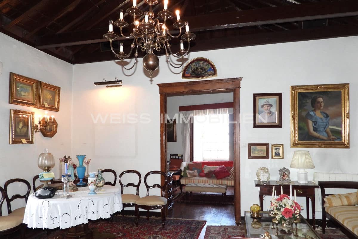 8 soverom Hus til salgs i La Orotava med garasje - € 730 000 (Ref: 8599014)