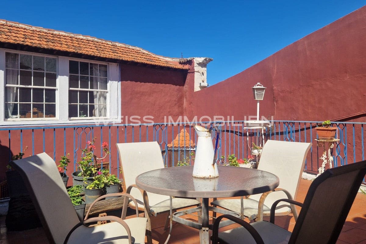 8 soverom Hus til salgs i La Orotava med garasje - € 730 000 (Ref: 8599014)