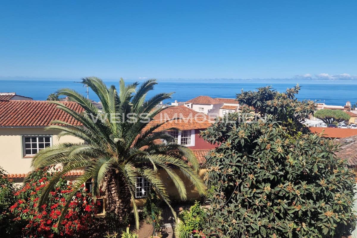 8 soverom Hus til salgs i La Orotava med garasje - € 730 000 (Ref: 8599014)