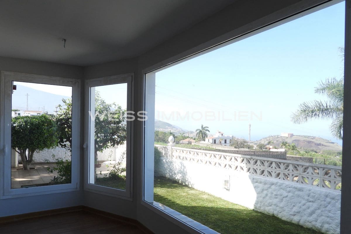 4 bedroom Villa for sale in La Orotava with pool garage - € 900,000 (Ref: 8687043)