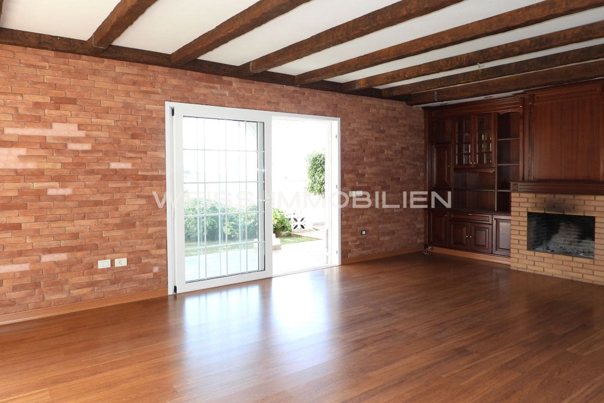 4 bedroom Villa for sale in La Orotava with pool garage - € 900,000 (Ref: 8687043)