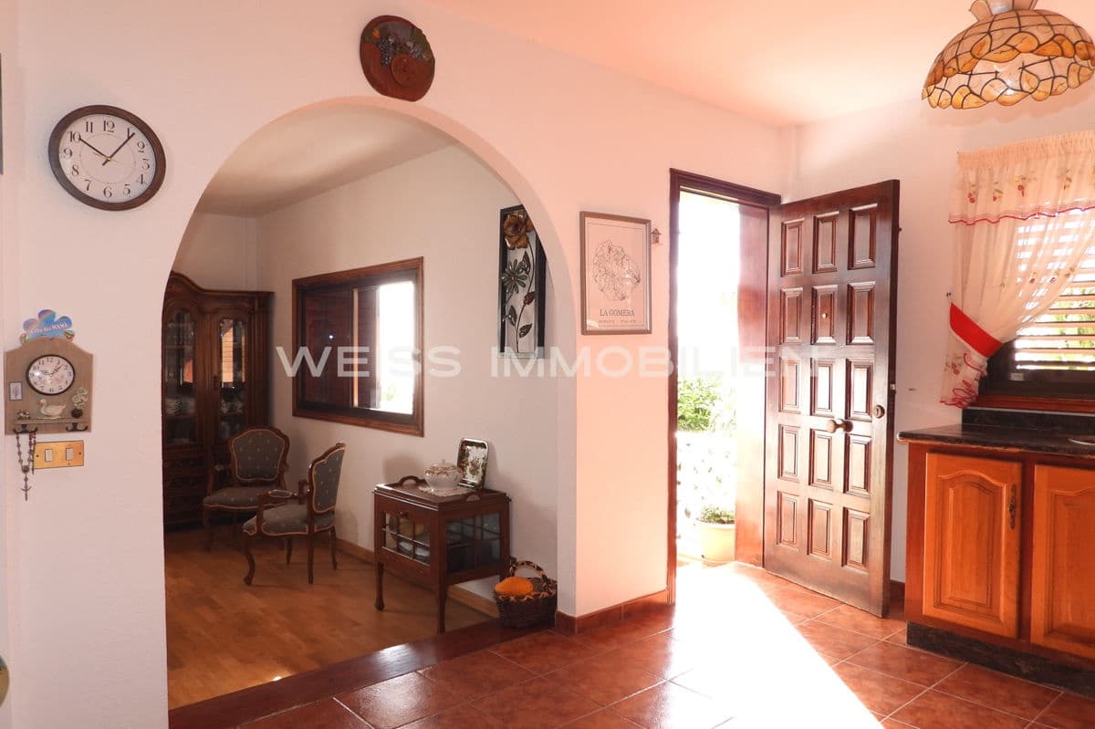 3 slaapkamer Huis te koop in Candelaria met garage - € 549.000 (Ref: 8916422)