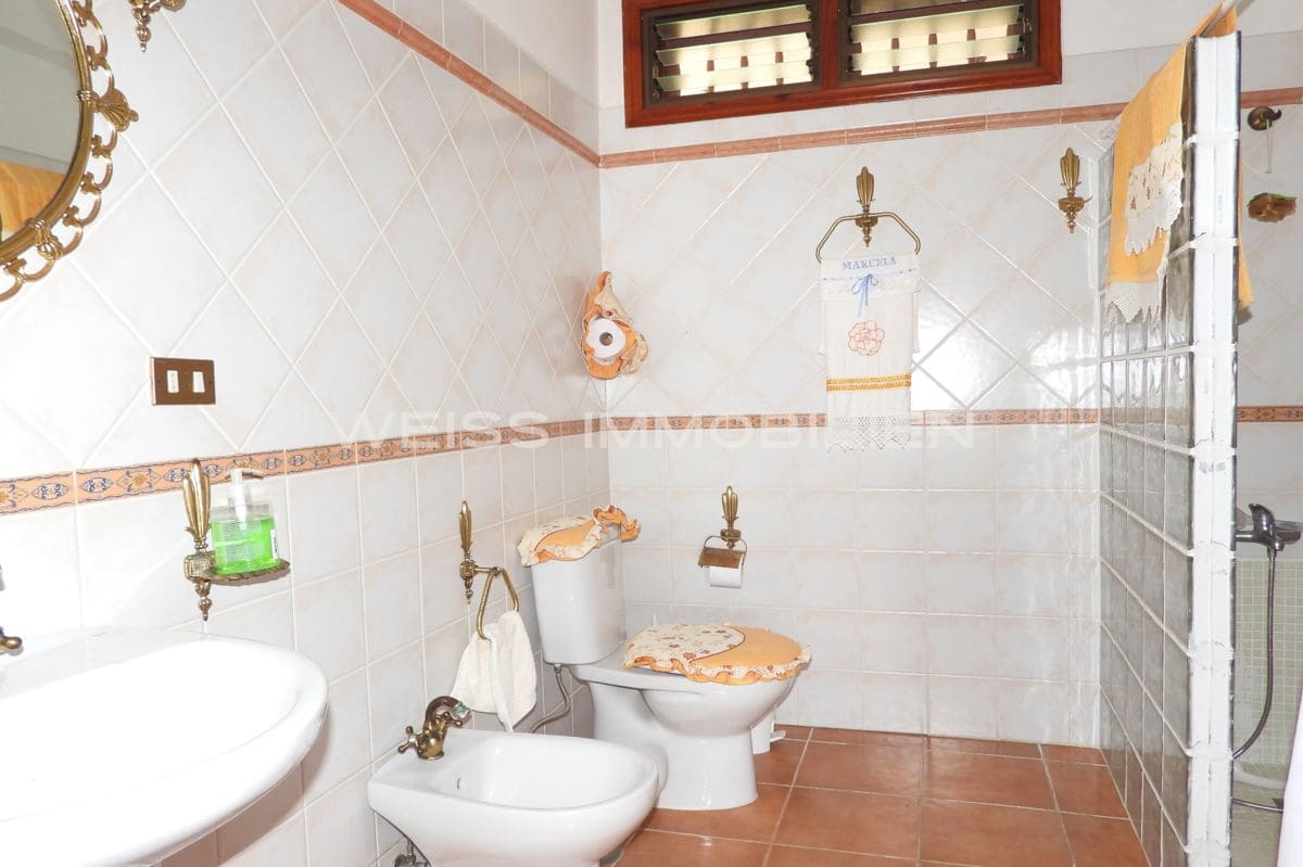 3 slaapkamer Huis te koop in Candelaria met garage - € 549.000 (Ref: 8916422)