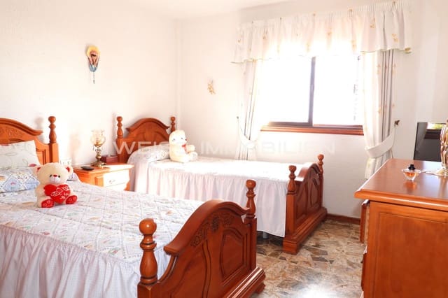 3 slaapkamer Huis te koop in Candelaria met garage - € 549.000 (Ref: 8916422)
