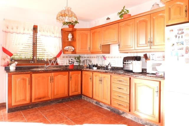 3 slaapkamer Huis te koop in Candelaria met garage - € 549.000 (Ref: 8916422)