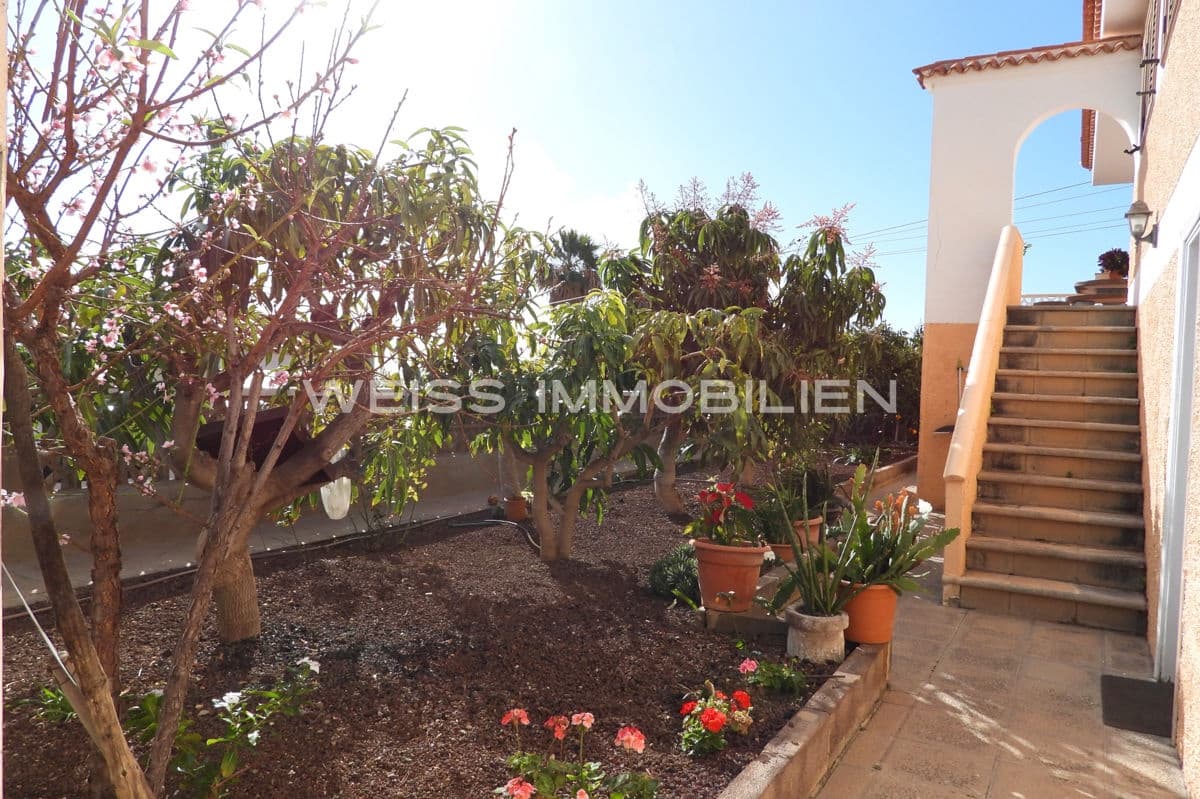 3 slaapkamer Huis te koop in Candelaria met garage - € 549.000 (Ref: 8916422)