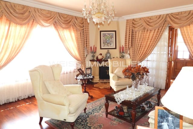 4 slaapkamer Huis te koop in Tacoronte met zwembad garage - € 1.450.000 (Ref: 9229116)