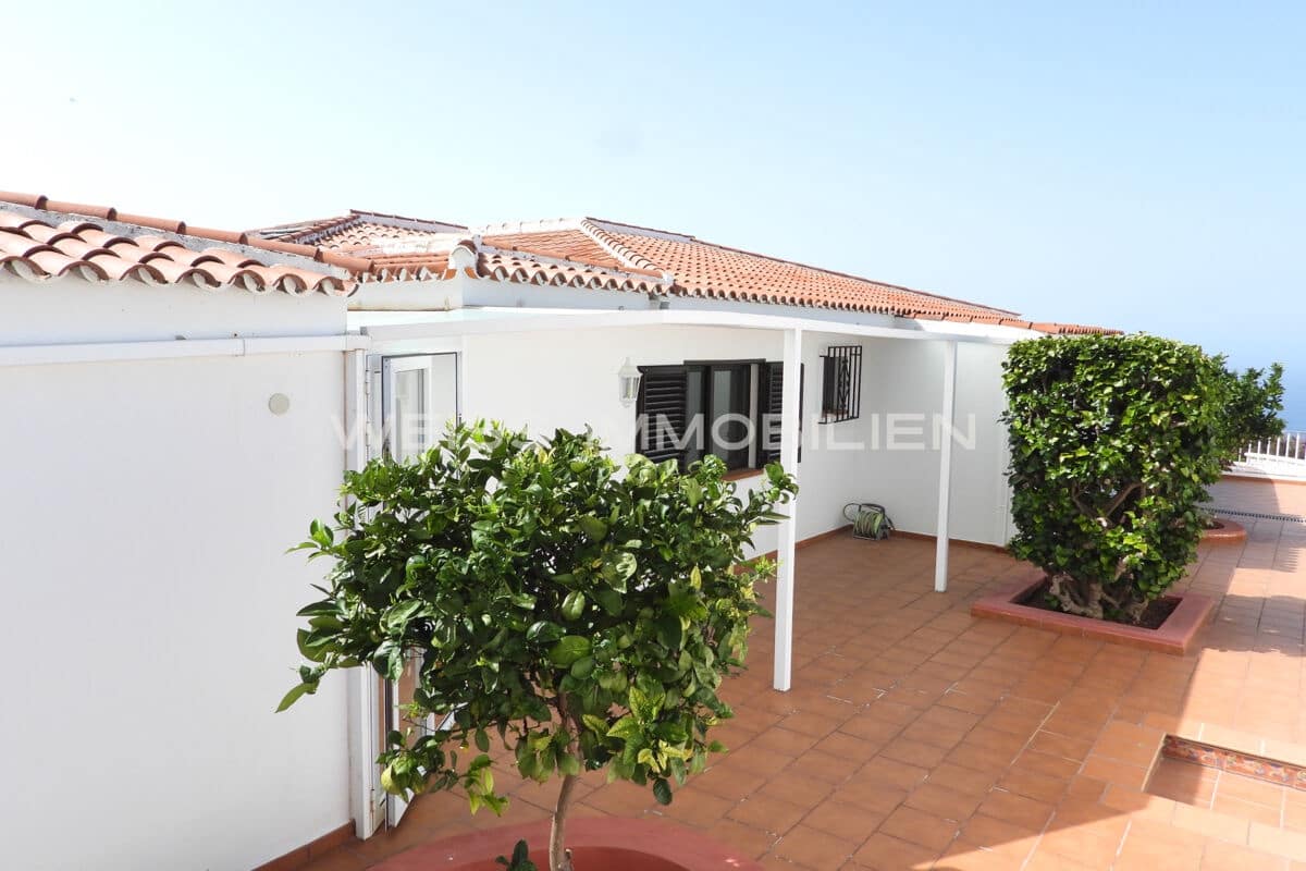 Casa de 4 habitaciones en El Sauzal en venta con piscina garaje - 735.000 € (Ref: 9663282)