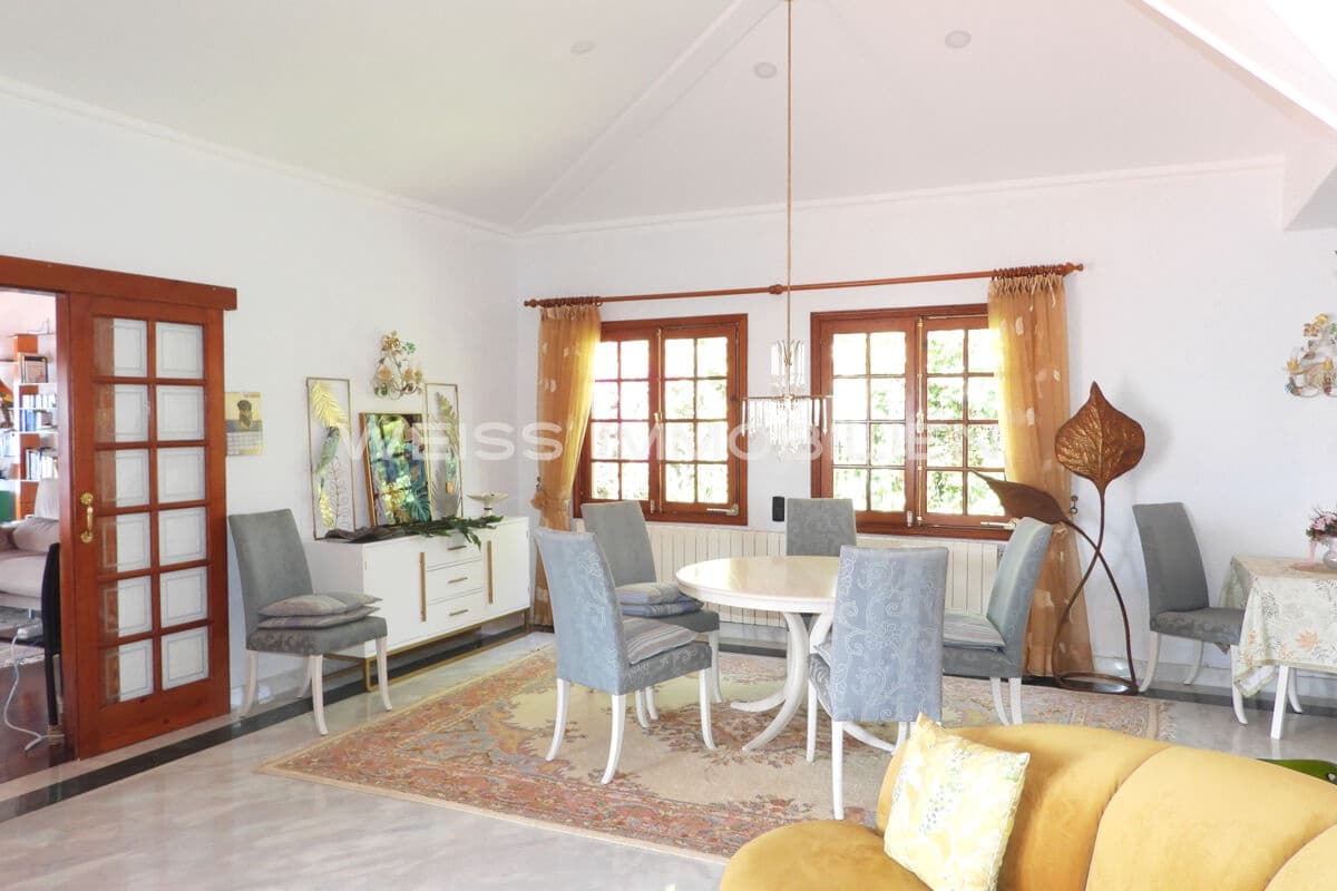 6 bedroom Townhouse for sale in Tacoronte with pool garage - € 2,700,000 (Ref: 9824579)
