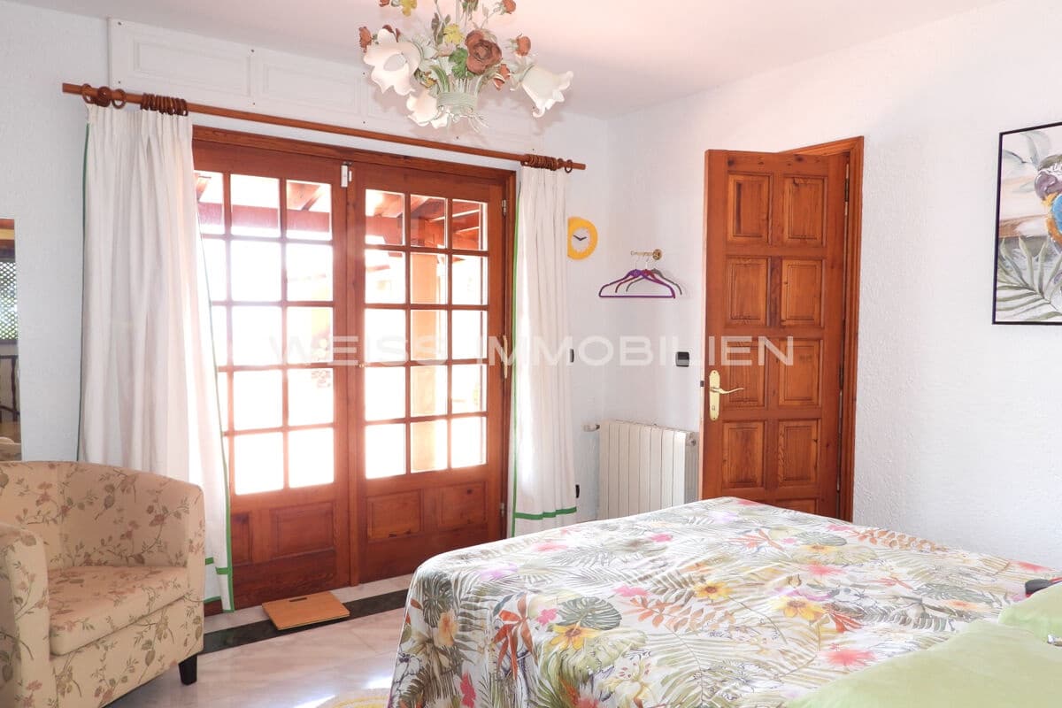 6 bedroom Townhouse for sale in Tacoronte with pool garage - € 2,700,000 (Ref: 9824579)