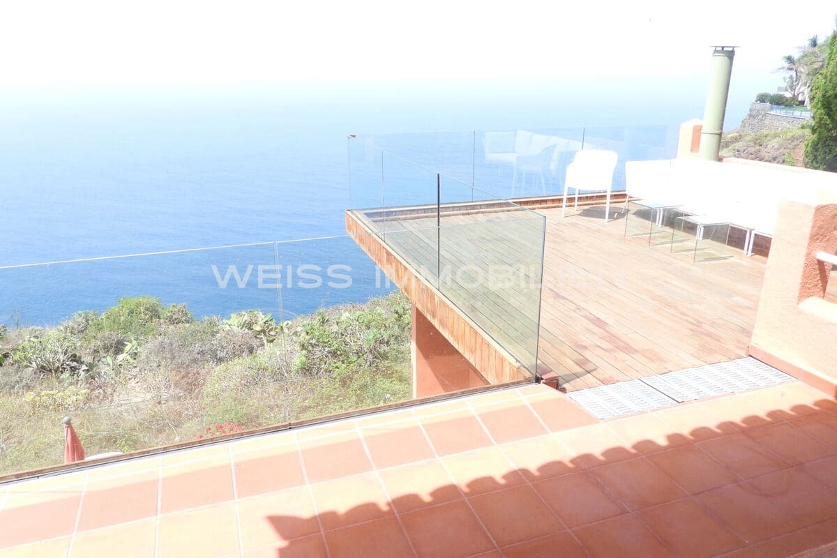 6 bedroom Townhouse for sale in Tacoronte with pool garage - € 2,700,000 (Ref: 9824579)