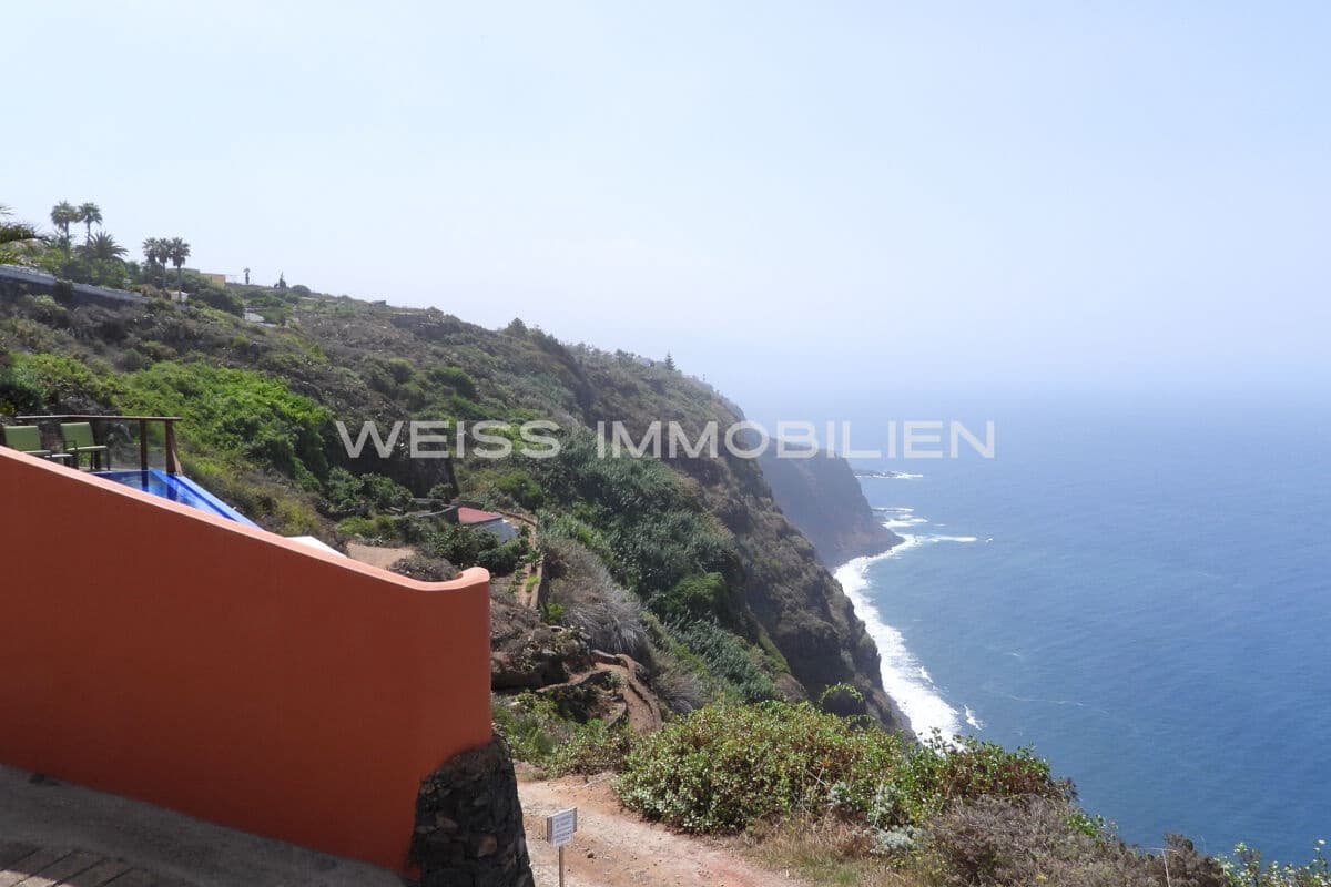 6 bedroom Townhouse for sale in Tacoronte with pool garage - € 2,700,000 (Ref: 9824579)