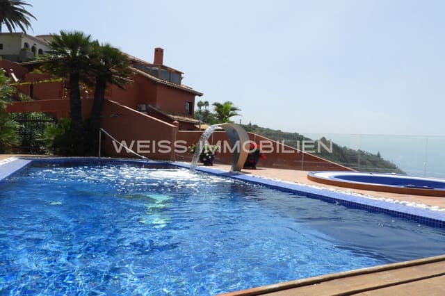 Casa de 6 habitaciones en Tacoronte en venta con piscina garaje - 2.700.000 € (Ref: 9824579)