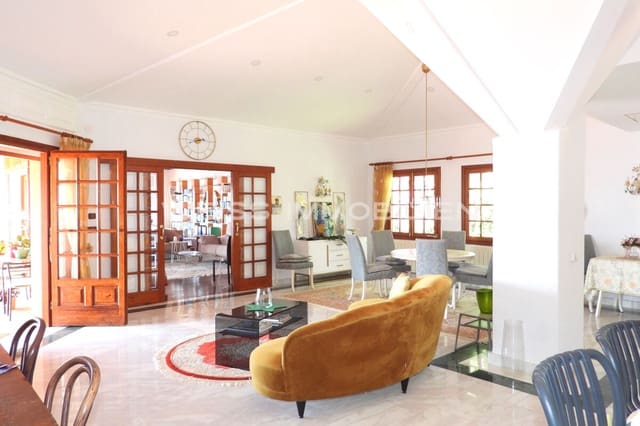 Casa de 6 habitaciones en Tacoronte en venta con piscina garaje - 2.700.000 € (Ref: 9824579)
